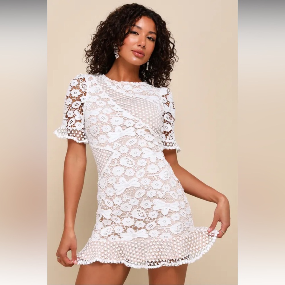 White Lace Short Sleeve Mini Dress